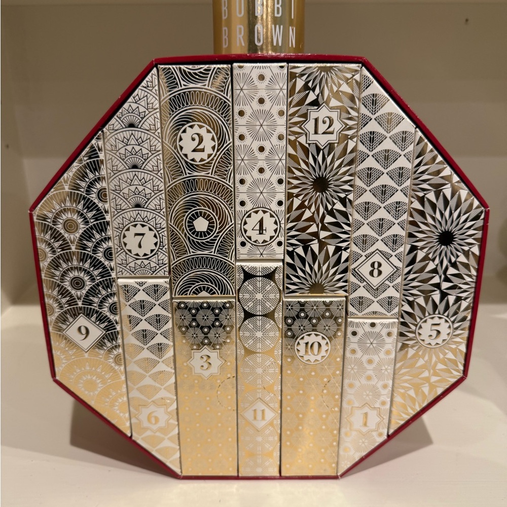Bobbi Brown Geometric Holiday Advent box in Black, Gold, and White